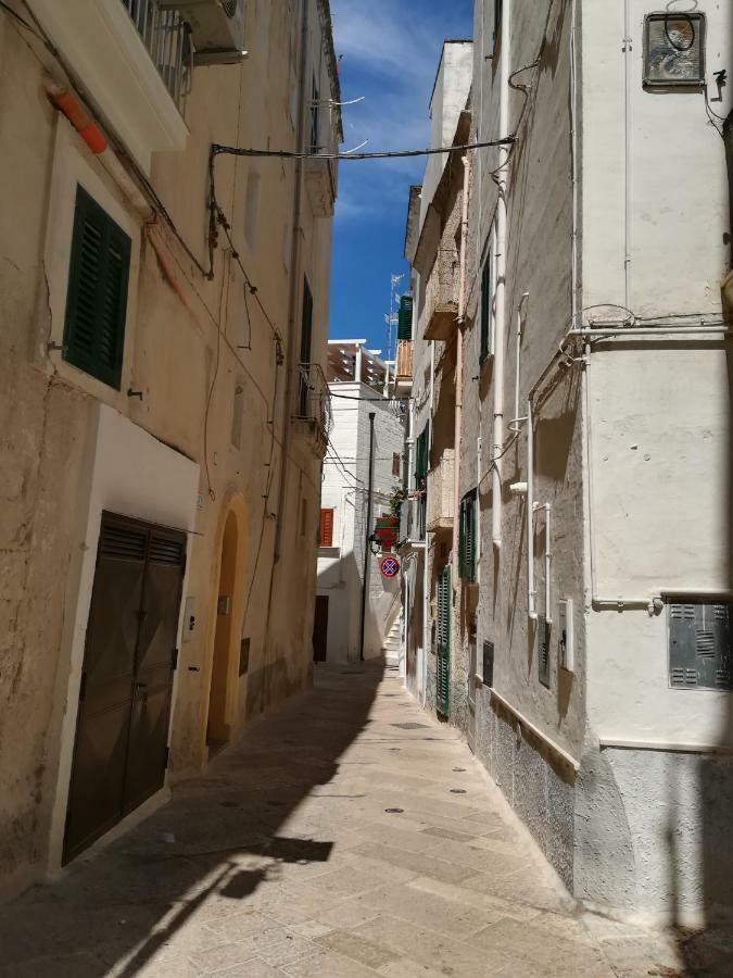 La Casetta Vico San Leonardo Monopoli Exterior foto